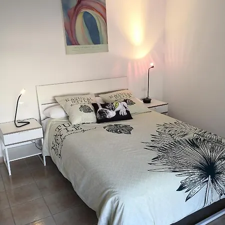 Marali 6 Apartmán *
